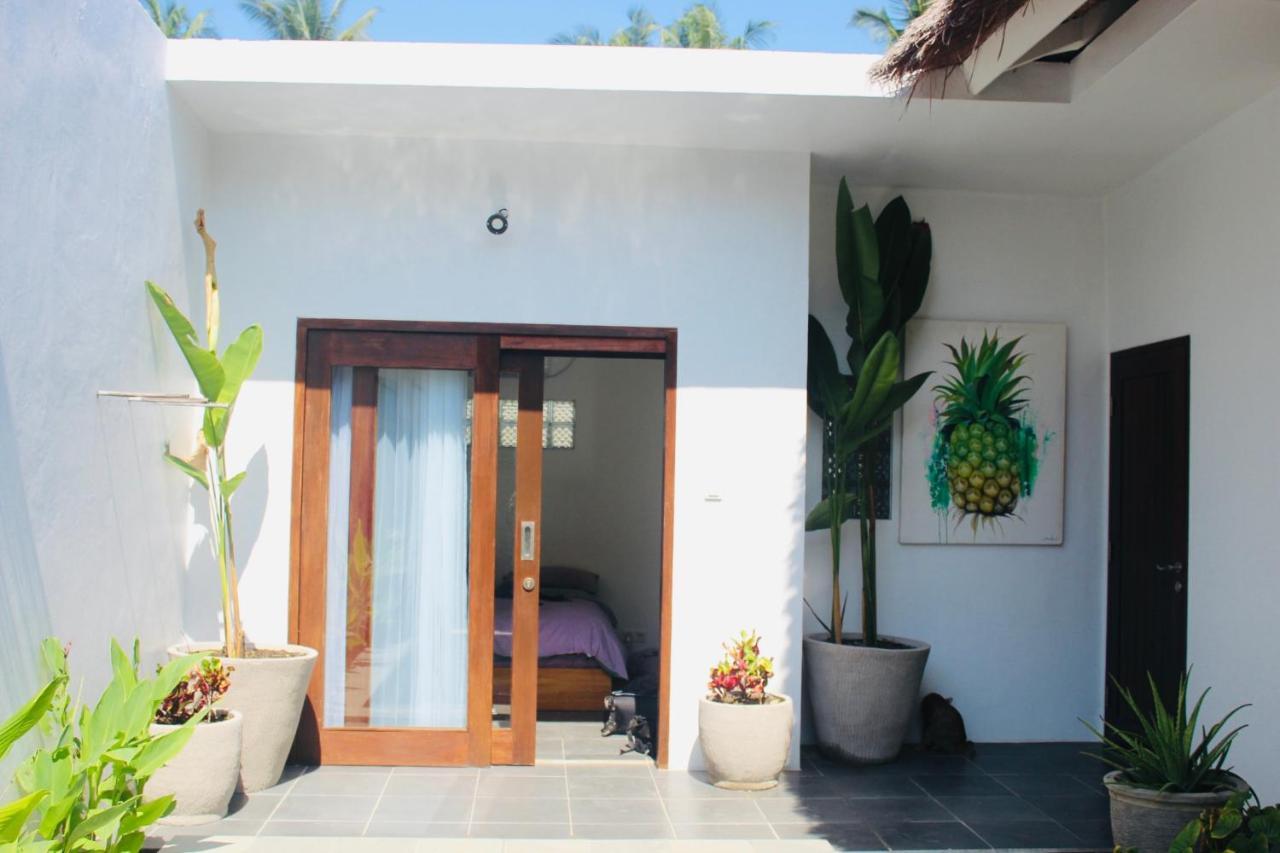 Mewali Villa'S Kuta  Exterior photo